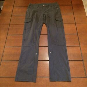 Kuhl Women's Freeflex Roll-Up Cargo Pants gray 2